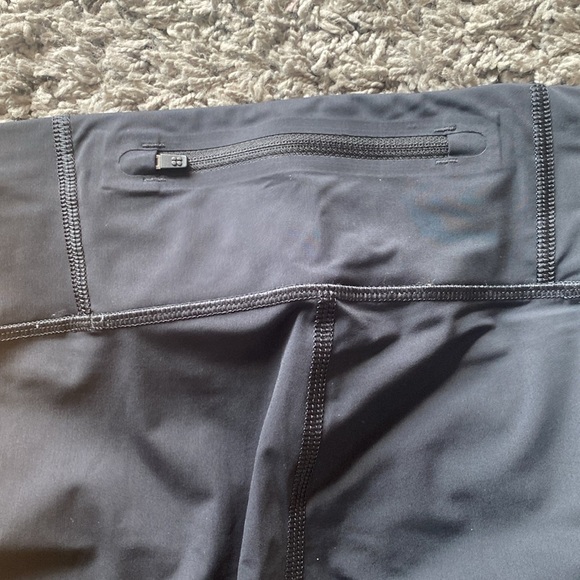 Sweaty Betty The Zero Gravity Leggings Black and Orange - Picture 12 of 16